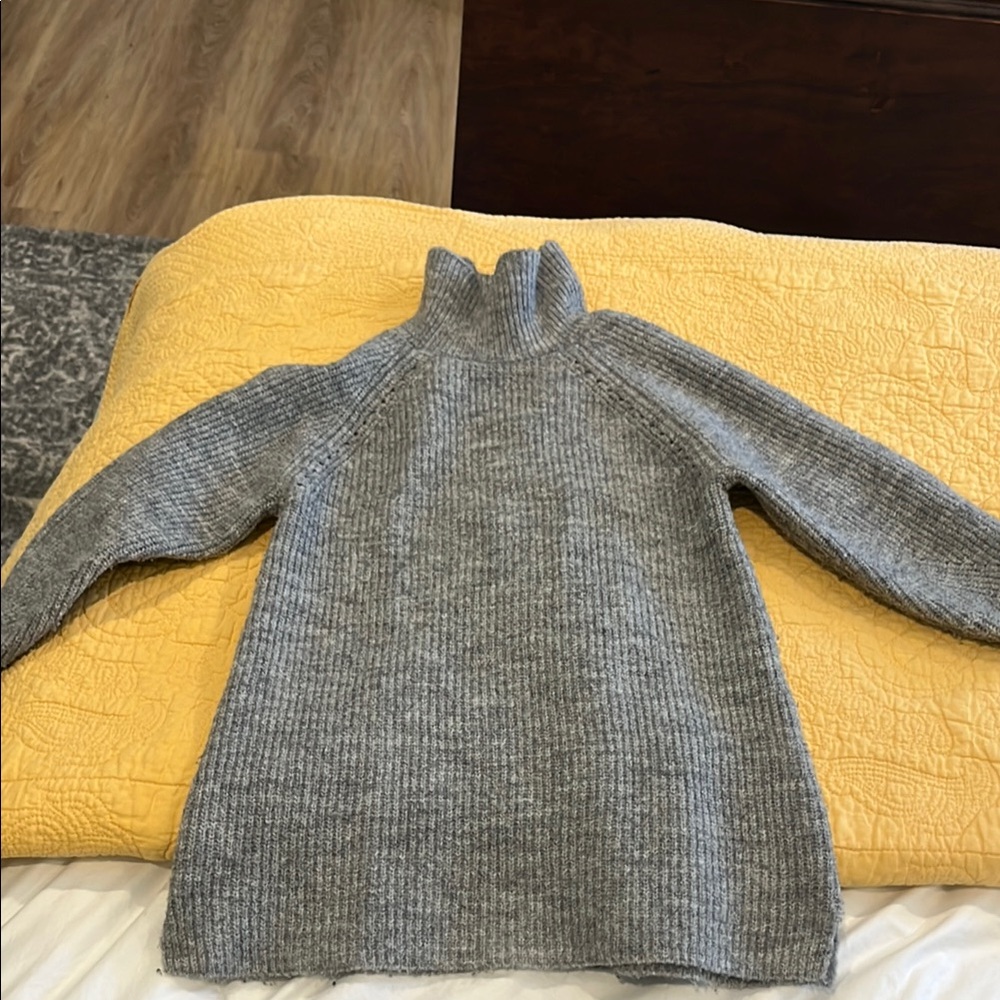 Zara Gray Casual Dress with Relaxed Fit and Cozy Knit